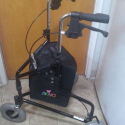 NOVA 3wheel Collapsible Walker with Storage