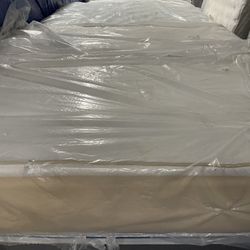 Super Thick 14 Inches Tempur-Pedic Brand Allure Model Mattress