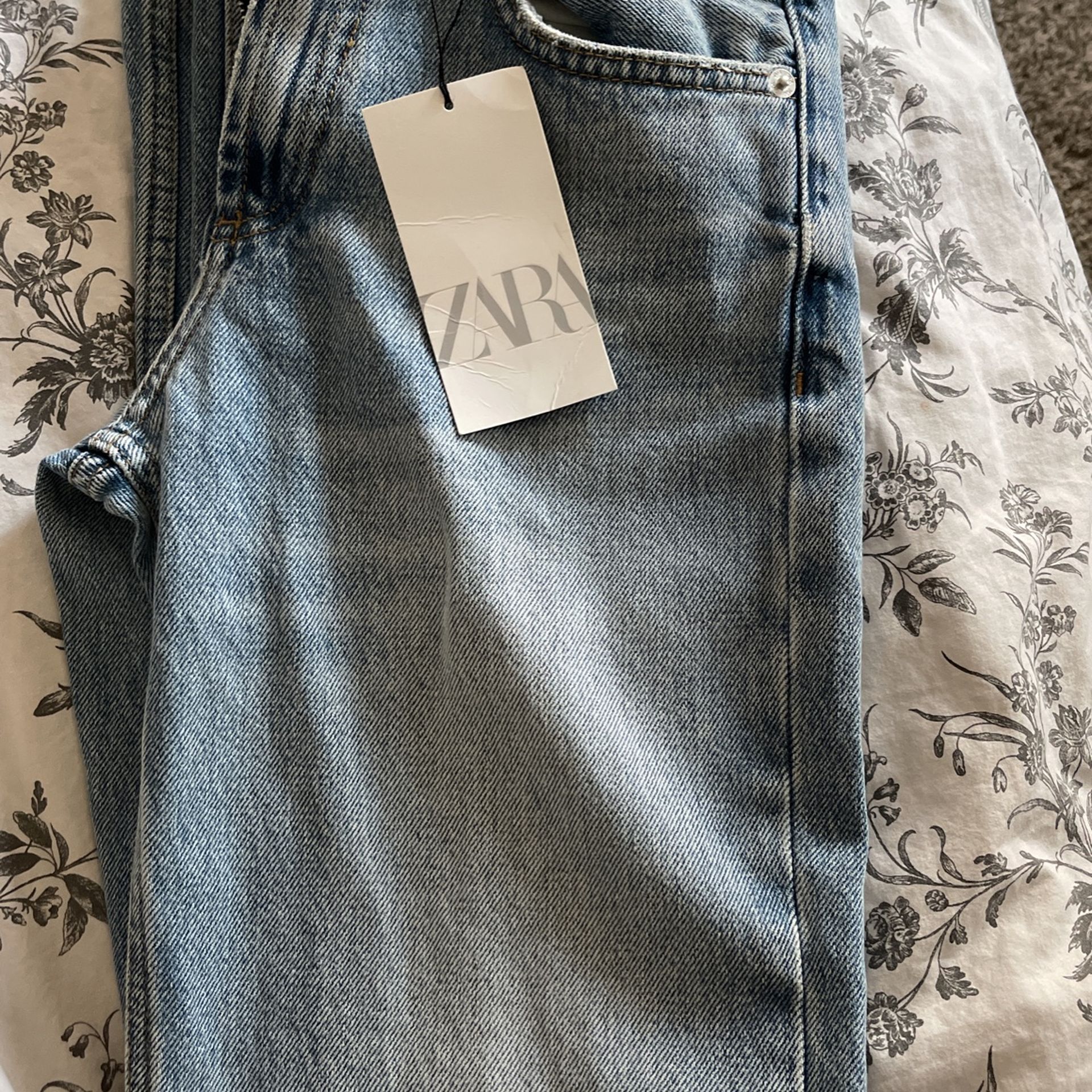 Zara Jeans