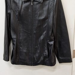 Liz Claiborne size Large Women's Genuine Leather Jacket.  Only $40. City of Orange 🍊