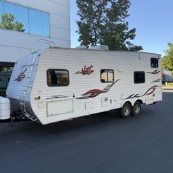2007 Toy Houler RV 