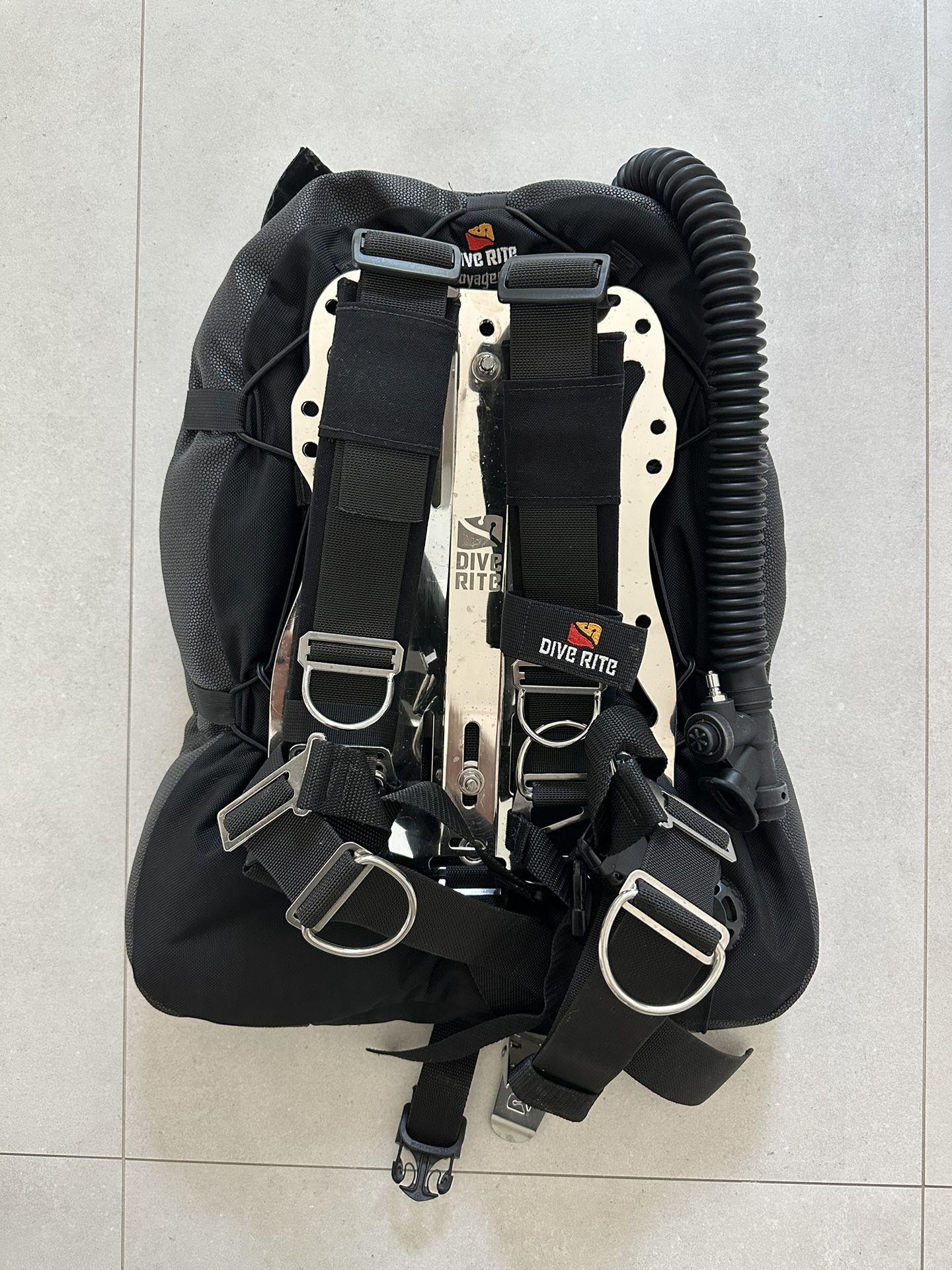 Diverite Voyager XT Wing, SS Backplate And Deluxe Harness