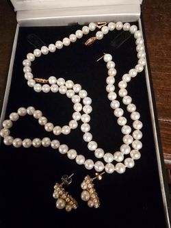 Real pearl necklace and earrings