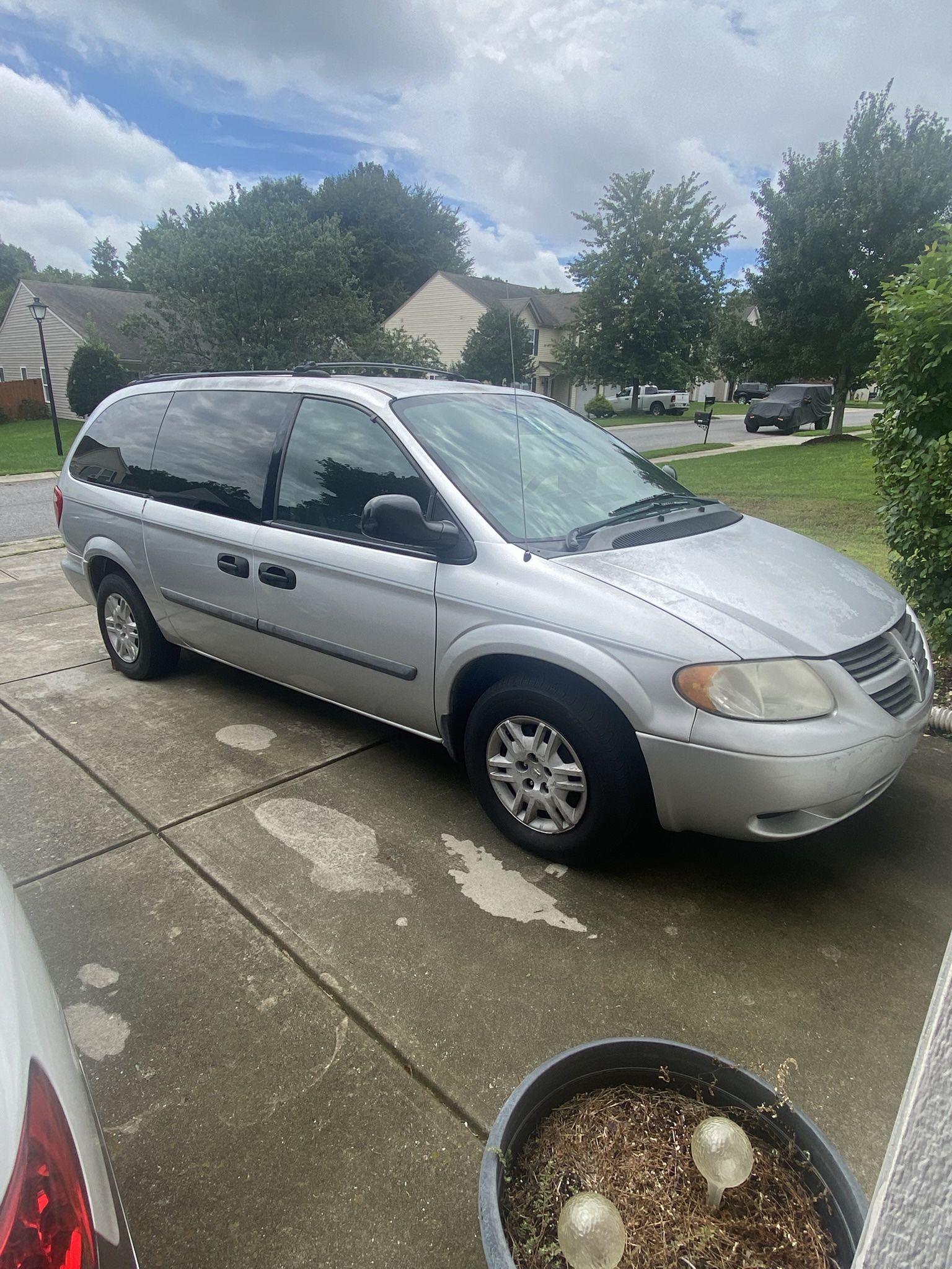 2005 Dodge Grand Caravan