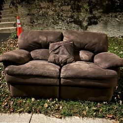 FREE COUCH (Reclines on Both Sides) 