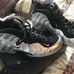 Air foamposite pro "Silver surfer " size 11.5