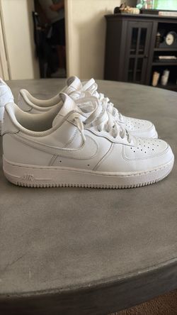 Nike Air Force 1 size 9.5