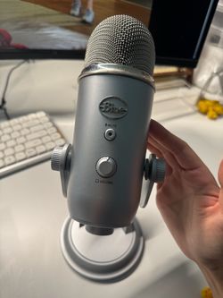 Blue Yeti USB Microphone