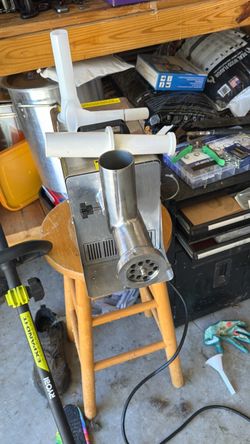 Commercial meat grinder
