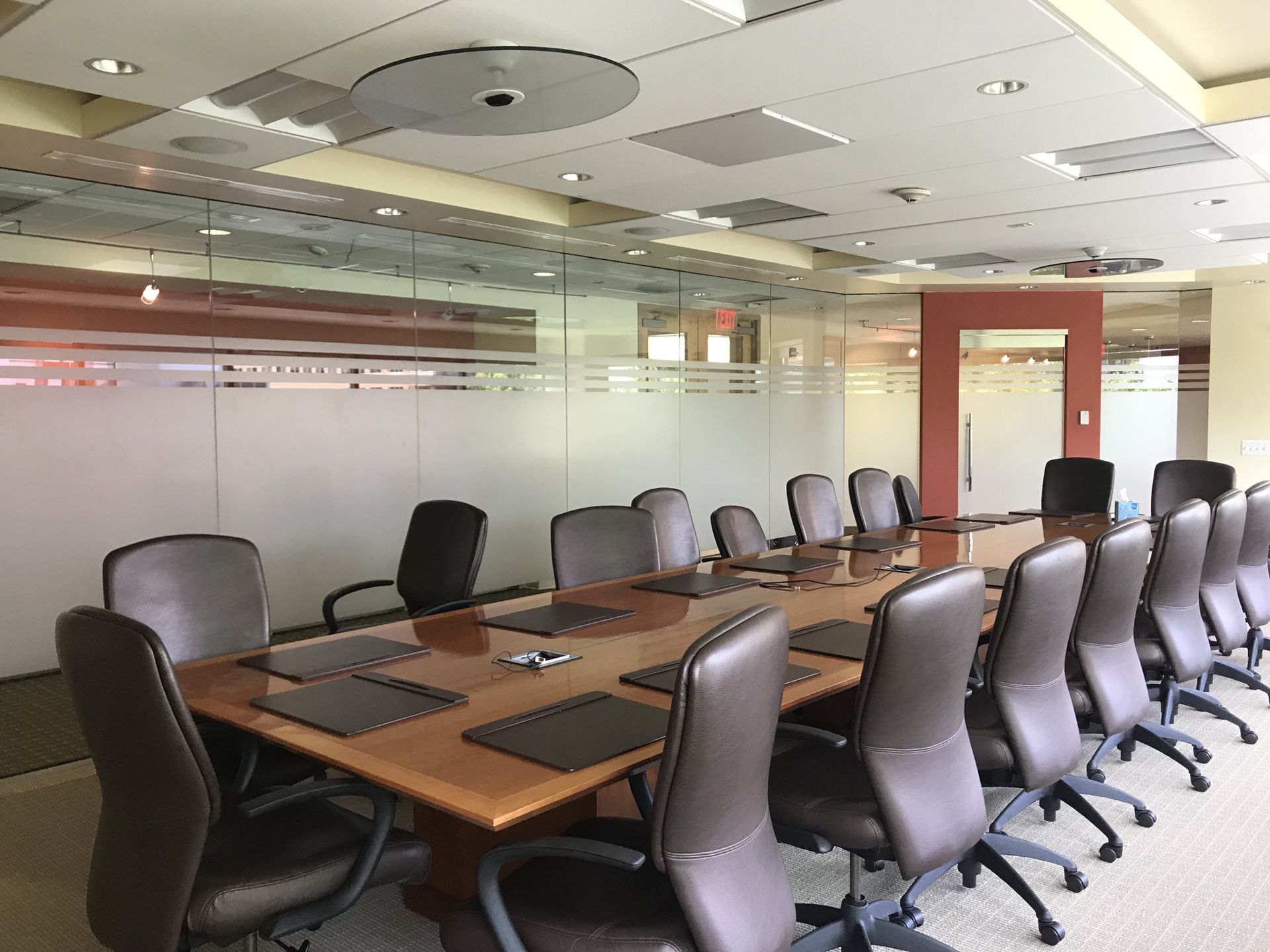 Free conference table