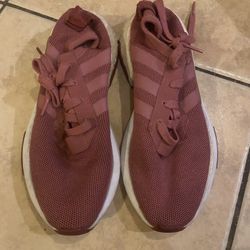 Pink Addidas 81/2