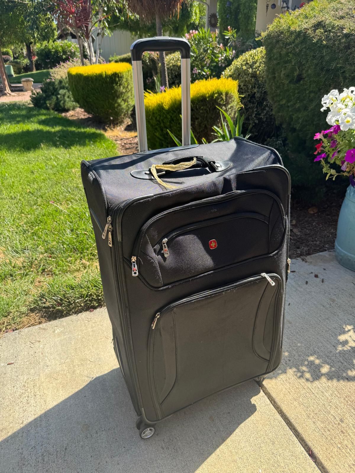 Large Swiss Gear Soft Sided Suitcase Wheeled Luggage Black