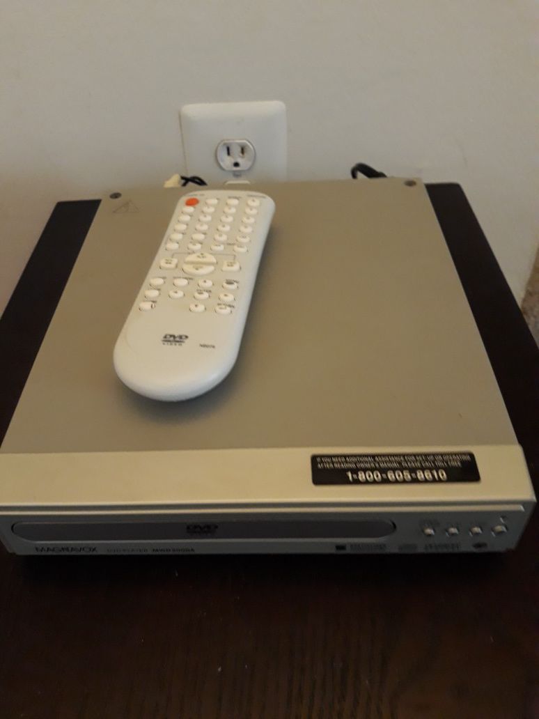 Dvd Player with remote control