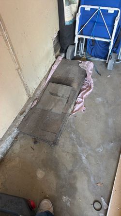 Asphalt roof pieces
