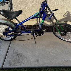 Schwinn Stingray Chopper Bike