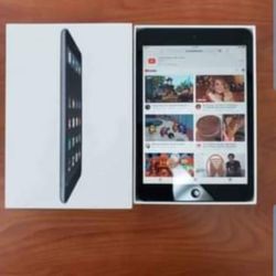 Apple iPad Mini
1st Generation
32GB MD962LL/A
WiFi
Unlocked no iCloud.
MINT CONDITION👌👌
With Box!
