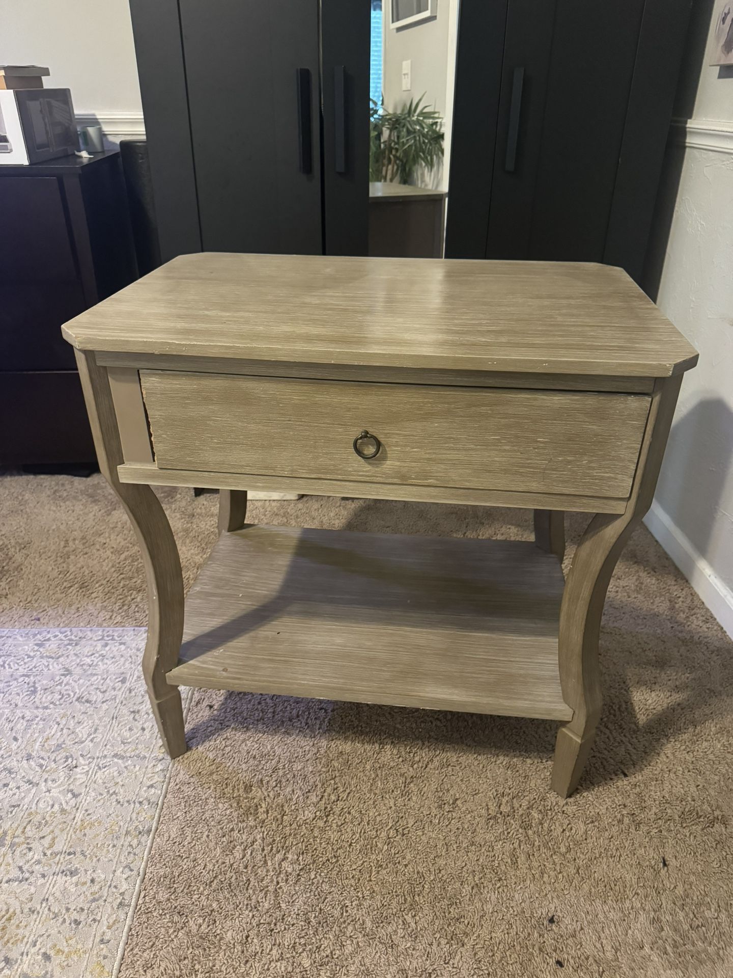 Modern End table , Wood Design