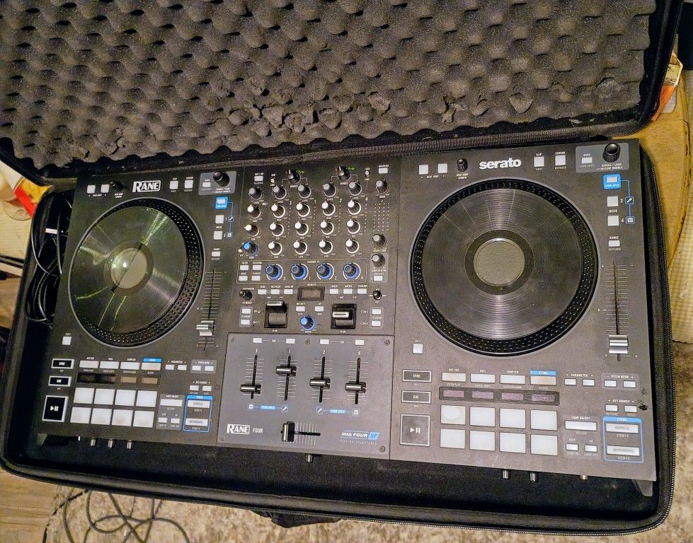 Rane Four Advanced 4 Stems Controller