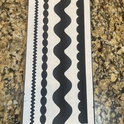 Sizzix XL Tasteful Trims Die