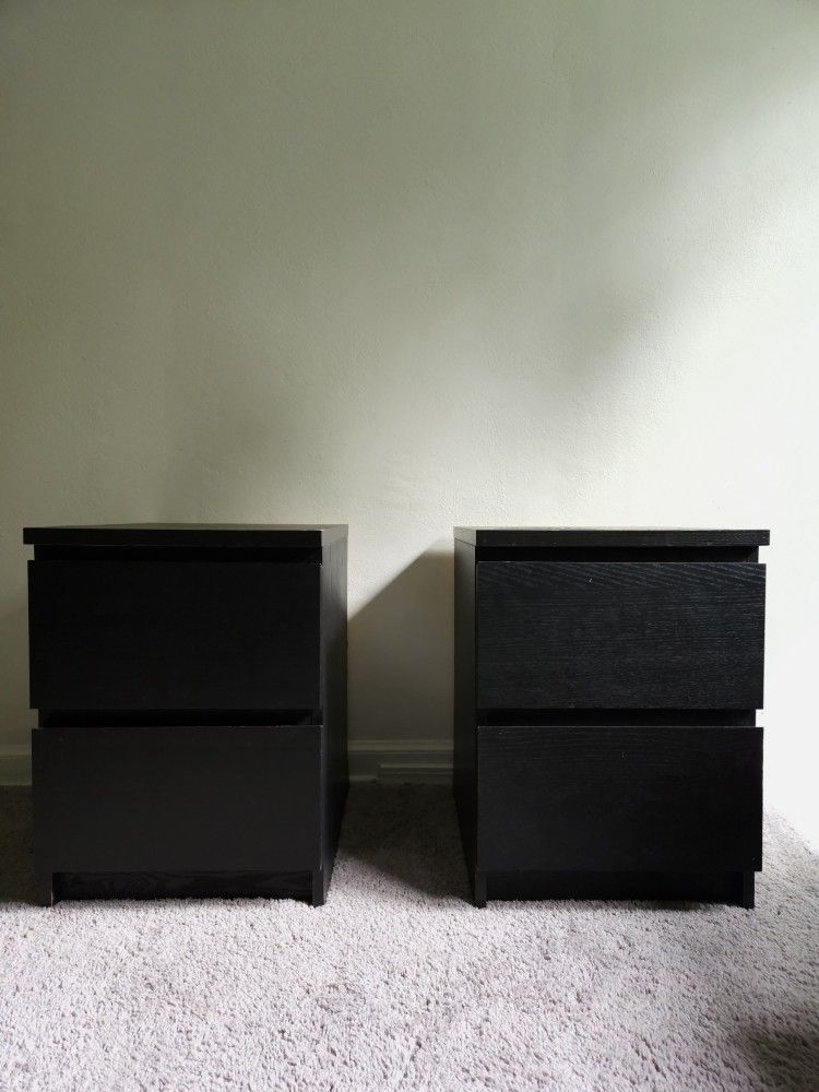 2 Drawer Nightstand Set