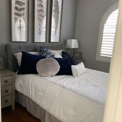 Queen Bedroom Set