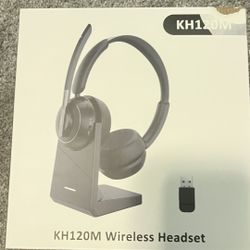Gray gaming headphones
