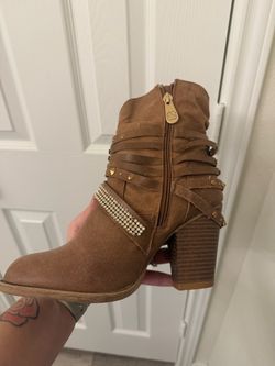 Boots like new