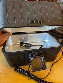 Electric lunch box to warm up food