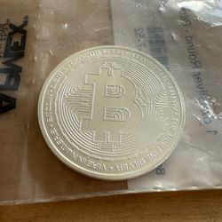 Bitcoin 1 oz .999 Silver Coin Round