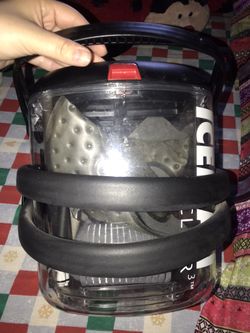 Therapy ice machine