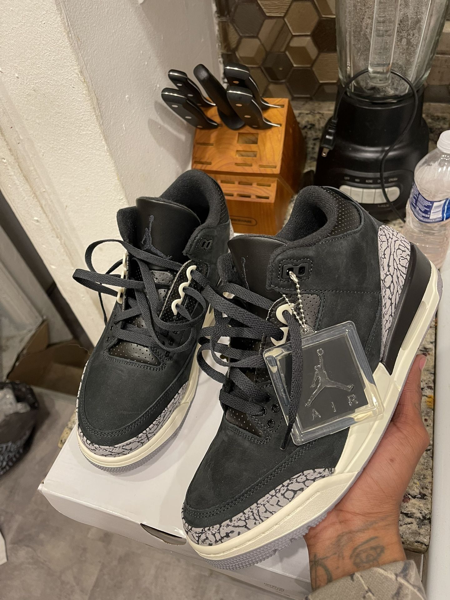 Air Jordan 3 “Off Noir” Size 8.5 DS