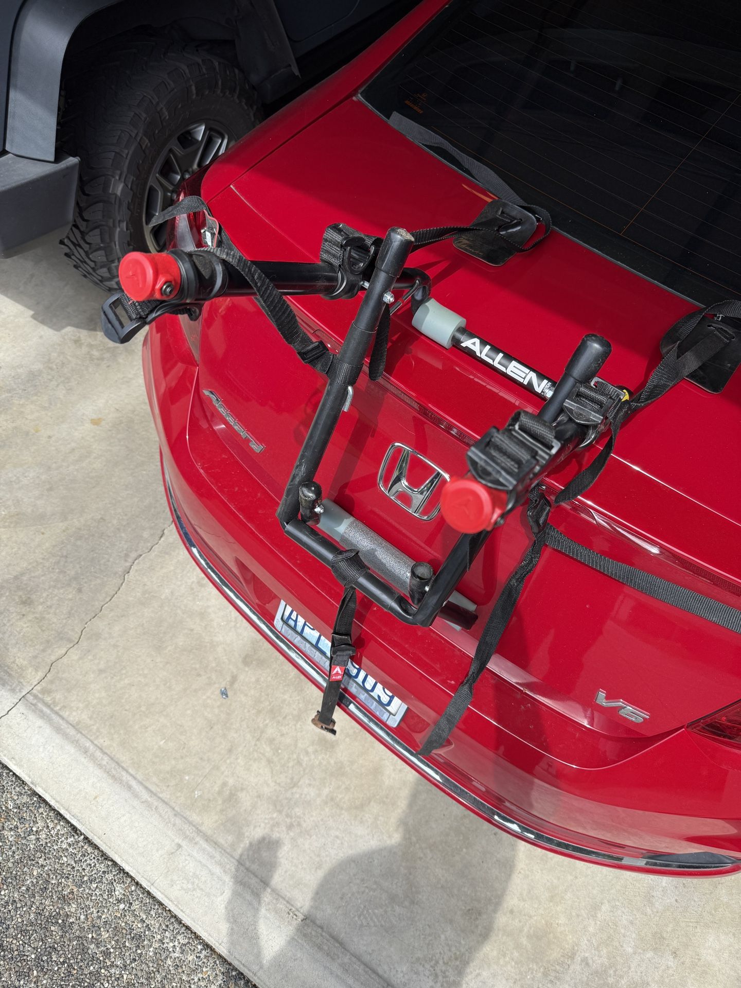 Allen 2 Bike Trunk Mount Bike Rack
