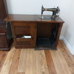 Franklin Sewing Machine