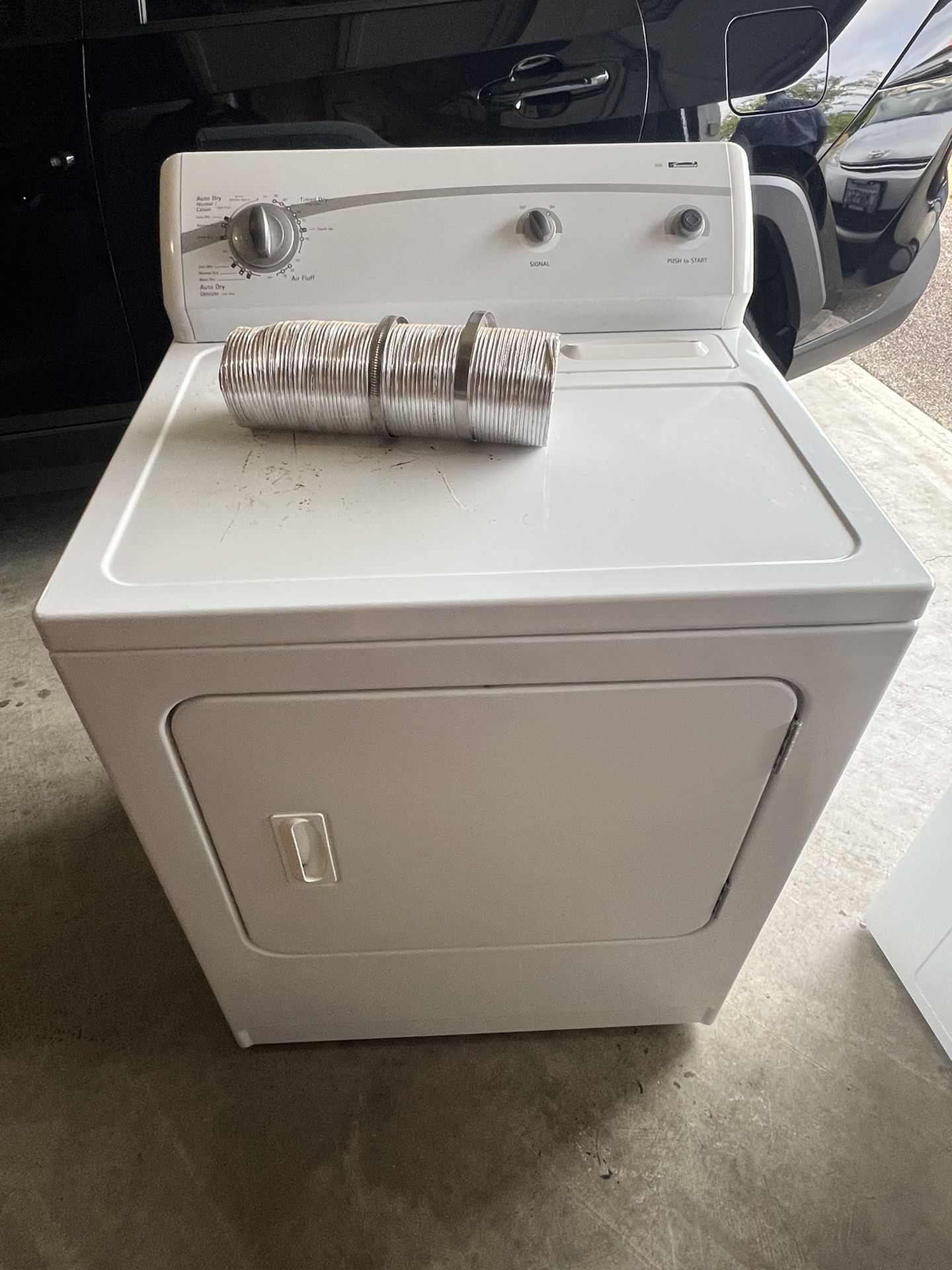 New Kenmore Electric Dryer (Very Clean)