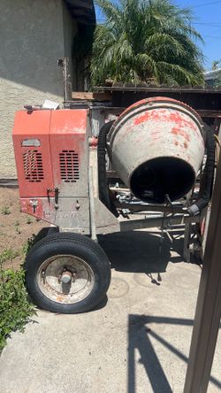 Cement mixer