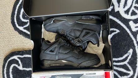 Jordan 4 black