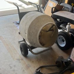 Multiquip Concrete Mixer (need Repair) 