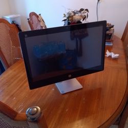 HP Computer Monitor 