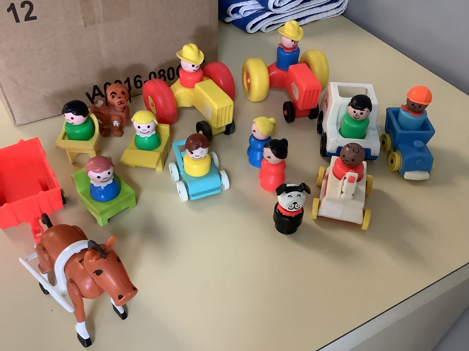 Toys-LITTLE PEOPLE