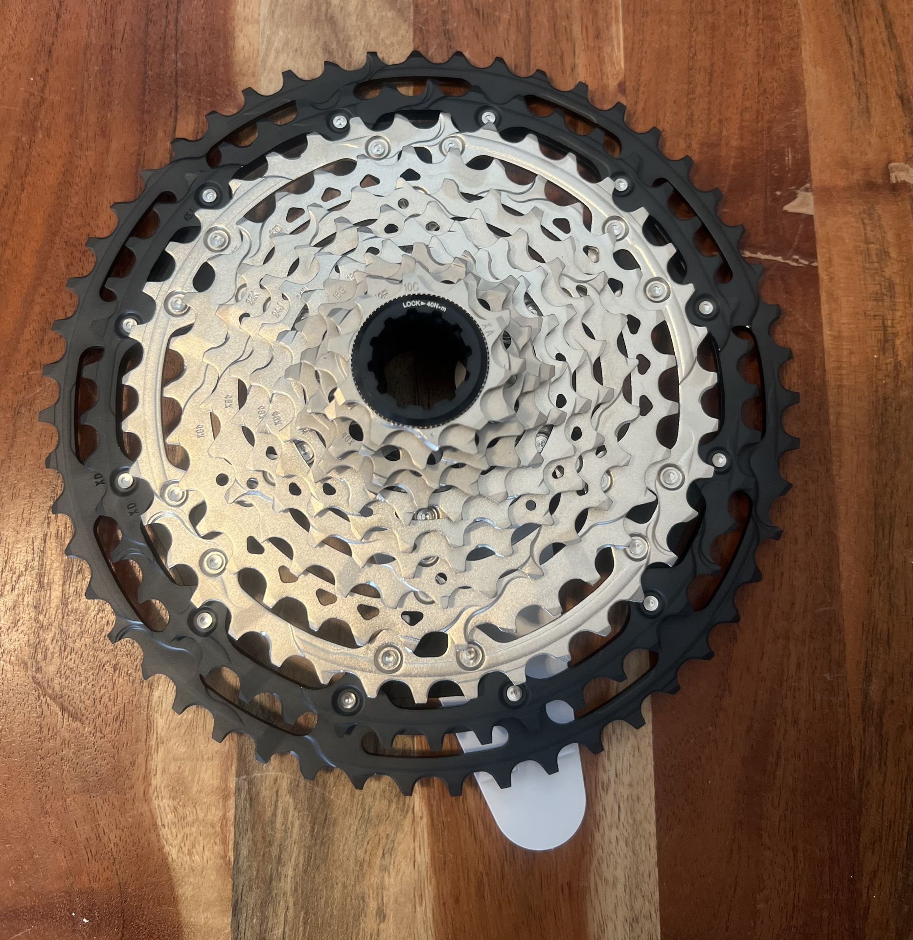 Shimano Deore XT CS-M8200-12 10-51t Hyperglide+ Micro Spline 12-Speed Cassette