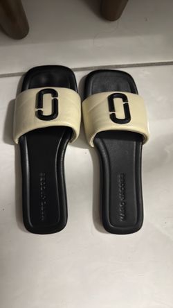 Marc Jacobs Flat Sandals size 38