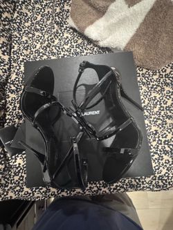 YSL Nero Heels