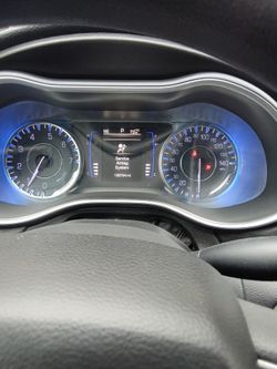 Chrysler 200