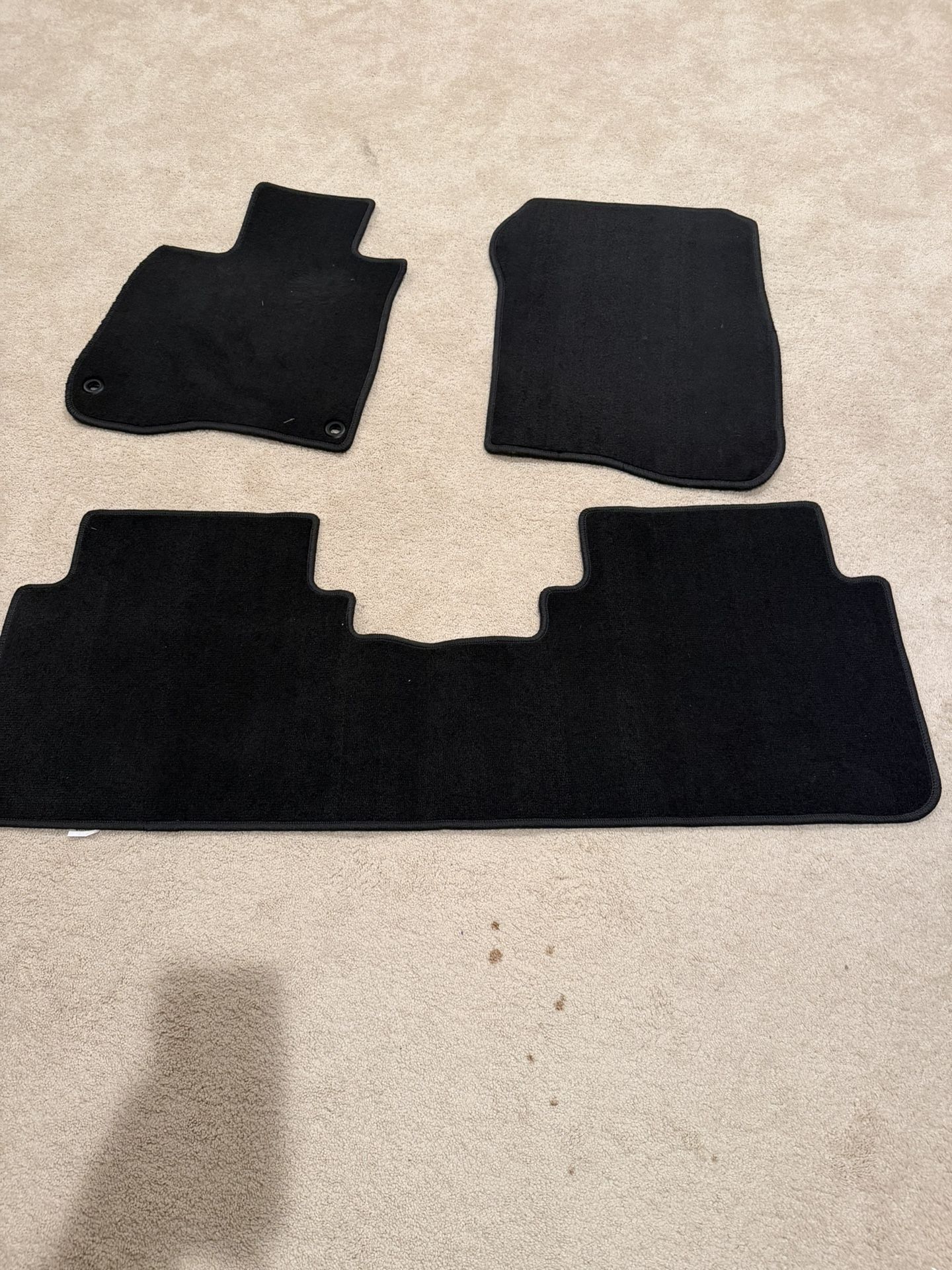 2018 Honda CR-V Floor Mat