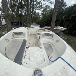 2018 Bayliner 18ft element Boat With Trailer.  