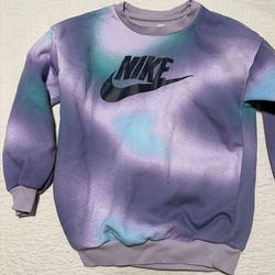 Girls Nike sweater size 5-6y