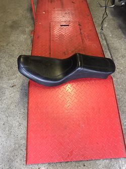 Harley Shovel head seat