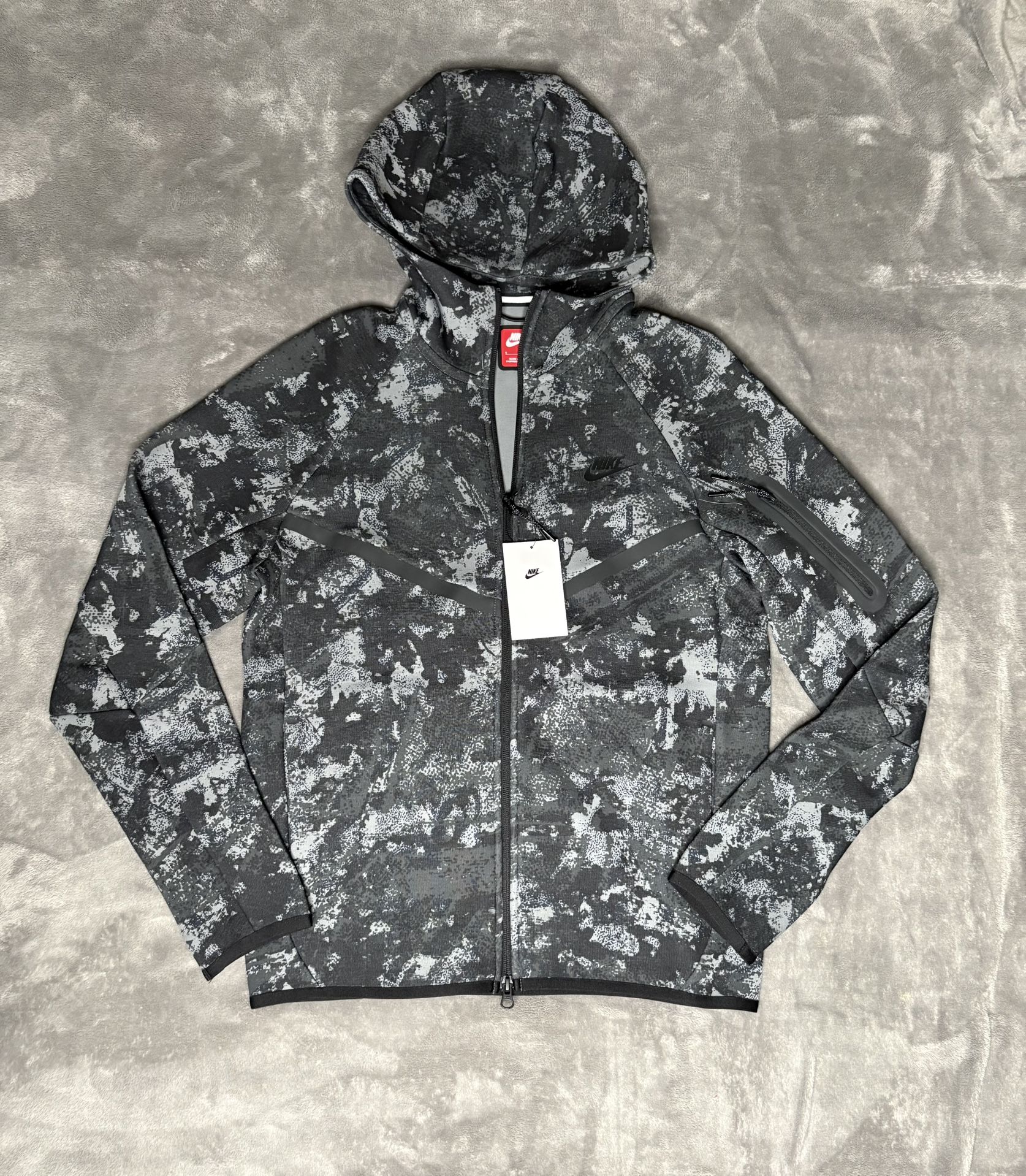 Nike Tech Jacket Men’s Small