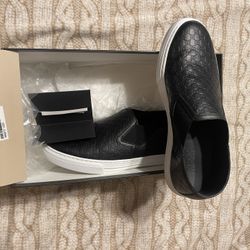 Gucci men Black Monogram Slip On Sneakers