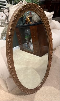 Stunning Ornate Vintage Gold Mirror